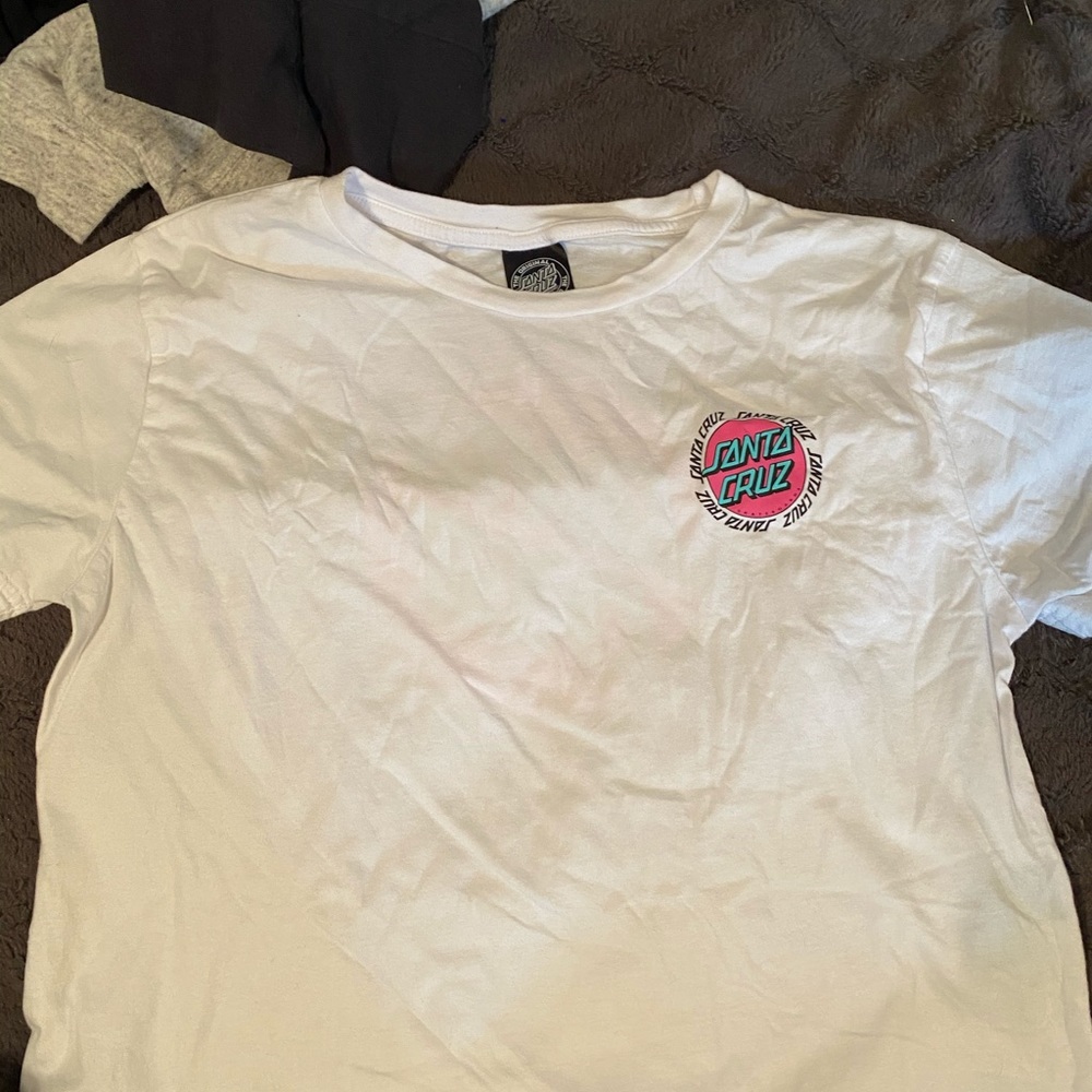 white/pink santa cruz shirt